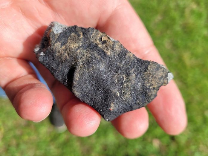 Pemilik Tanah Di Sweden Menang Kes Libatkan Batu Meteorit 14 Kilogram